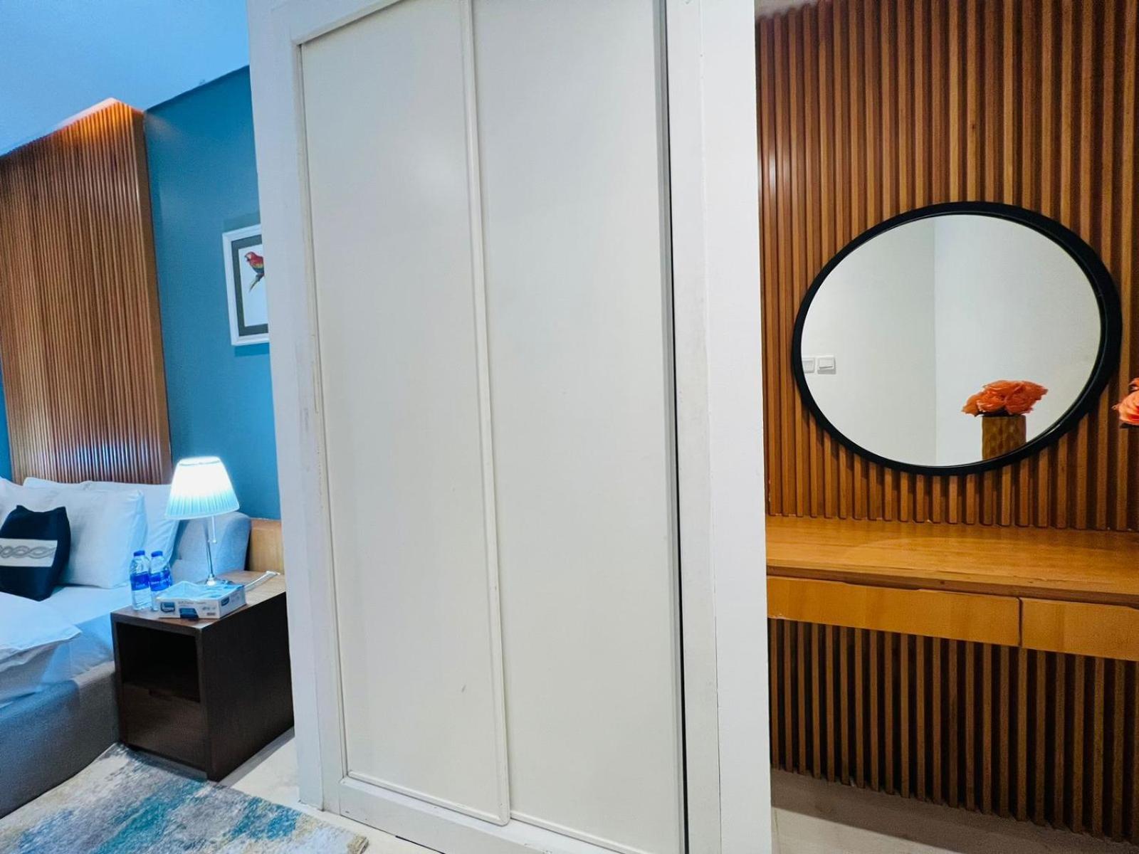Private In 3 Bedroom Skynest Homes Marina Pinnacle