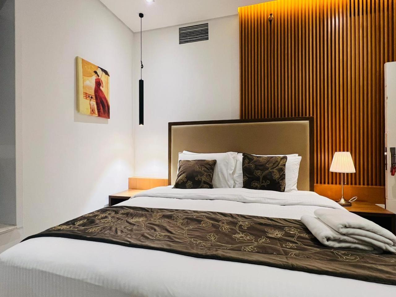 Guest house Private In 3 Bedroom Skynest Homes Marina Pinnacle