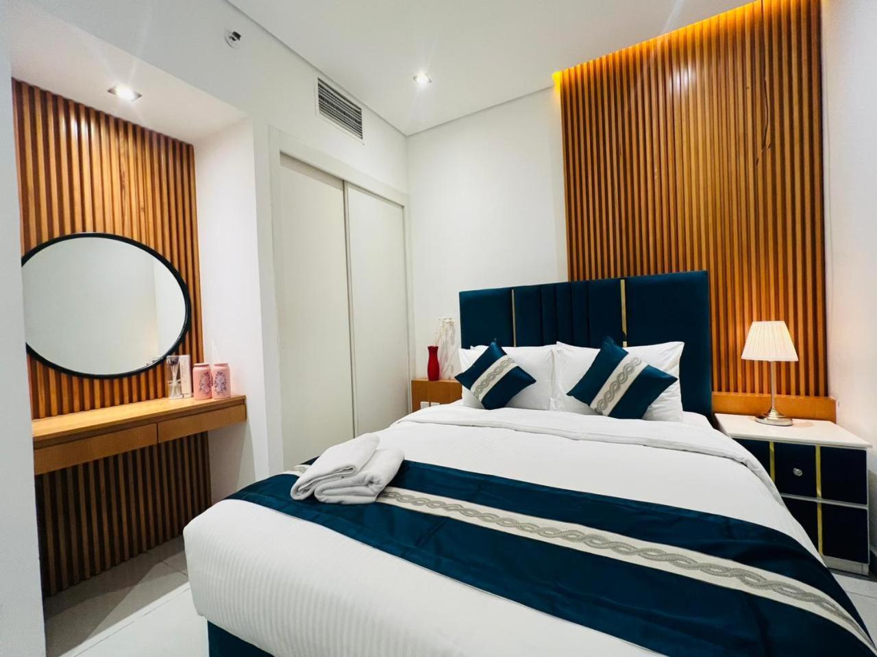 Guest house Private In 3 Bedroom Skynest Homes Marina Pinnacle